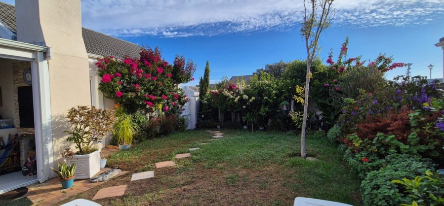 3 Bedroom Property for Sale in Sunningdale Western Cape